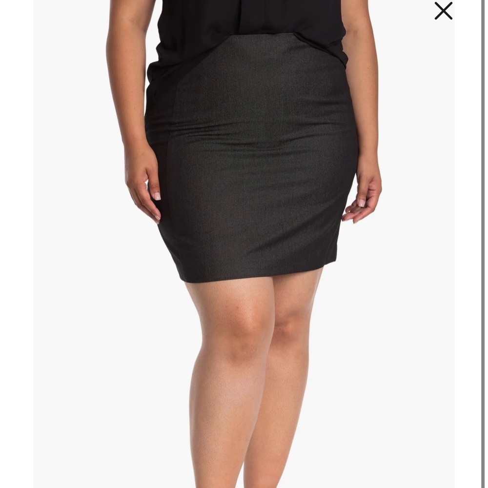 Elegant Black Pencil Skirt